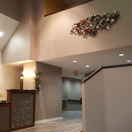 Americas Best Value Inn And Suites Lee'S Summit-Kansas City Exterior foto
